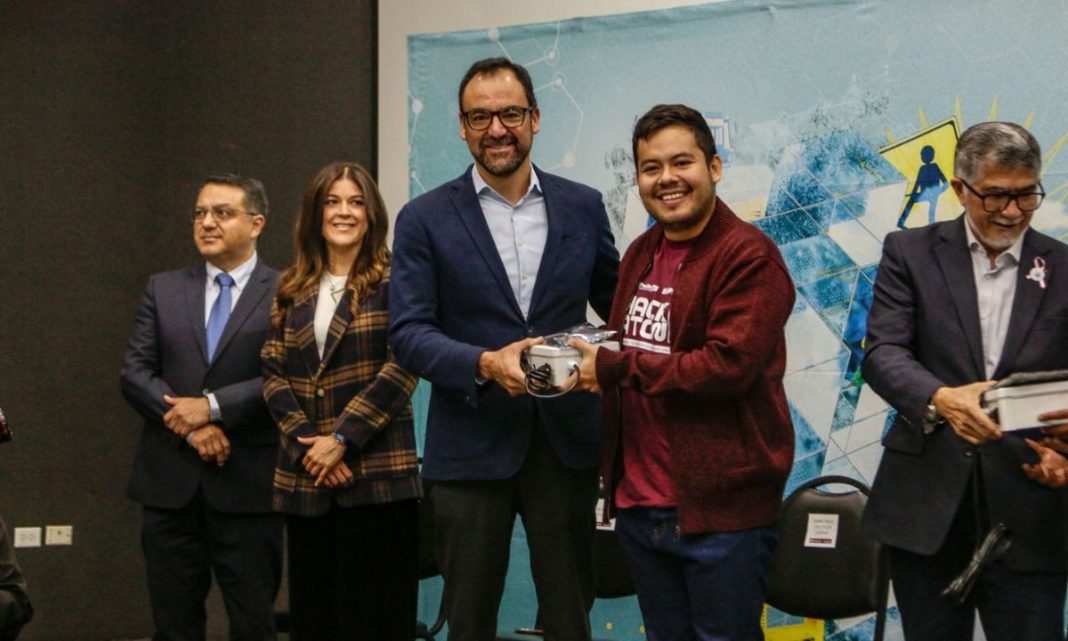 Promueve Gobierno de la Ciudad soluciones tecnológicas con Hackatón 2025